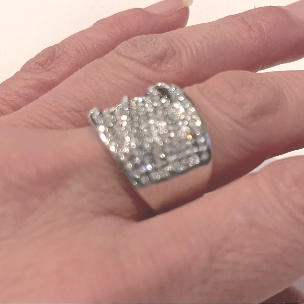 Beautiful accessory ring - Picture 2 of 8